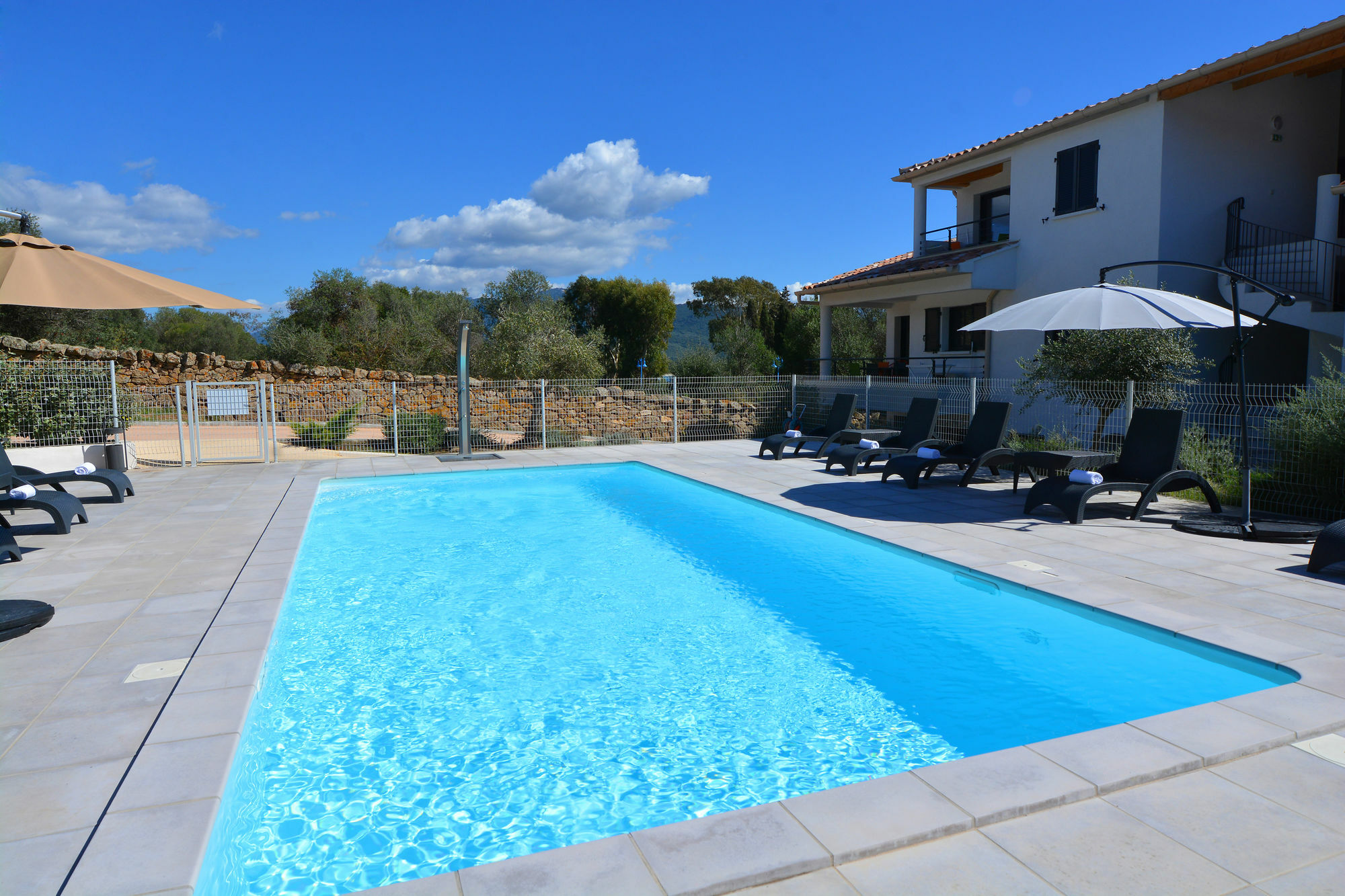 Les Terrasses Du Grand Large Aparthotel Porto Pollo Ngoại thất bức ảnh